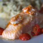 Lachs auf Tomatenbett